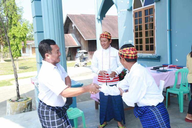 ဓာတ်ပုံ